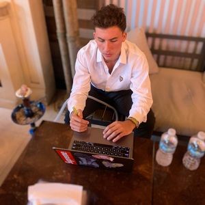 Meet your Posher, Anthony